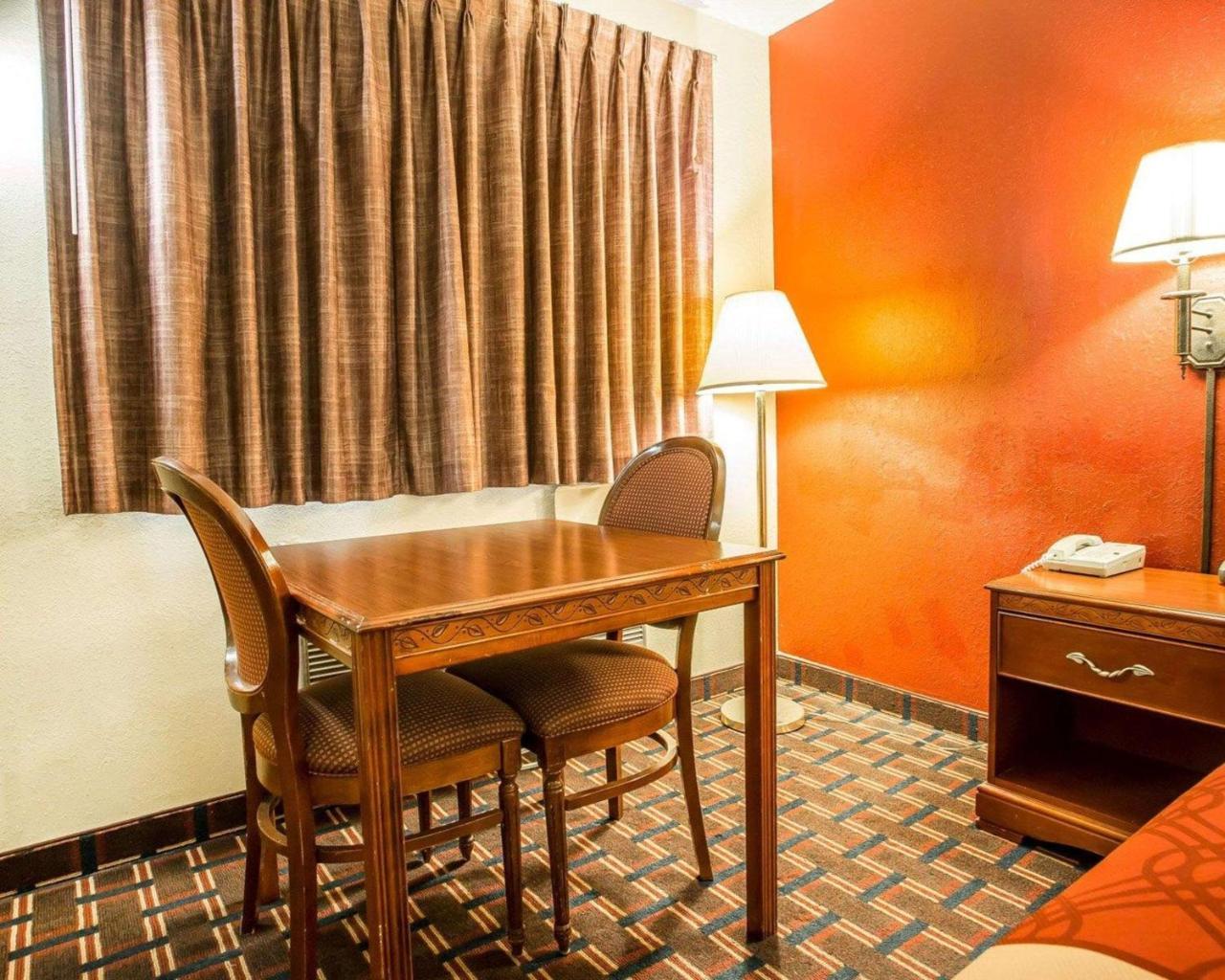 Rodeway Inn Montpelier Eksteriør bilde